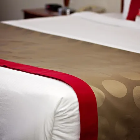 Hotel Ramada By Wyndham New Iberia Habitación foto