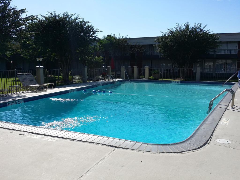 Ramada By Wyndham