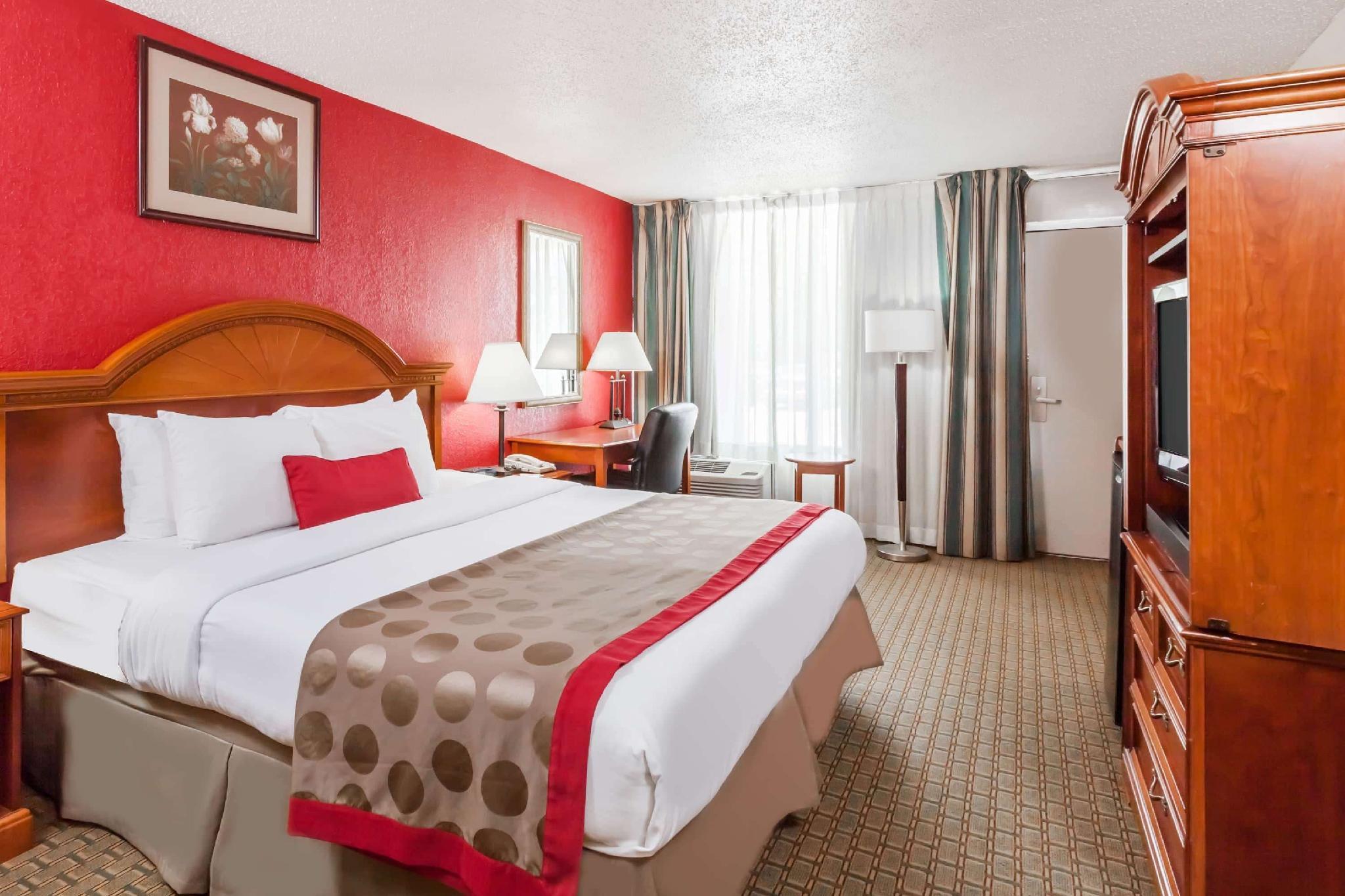 Ramada By Wyndham 3* New Iberia