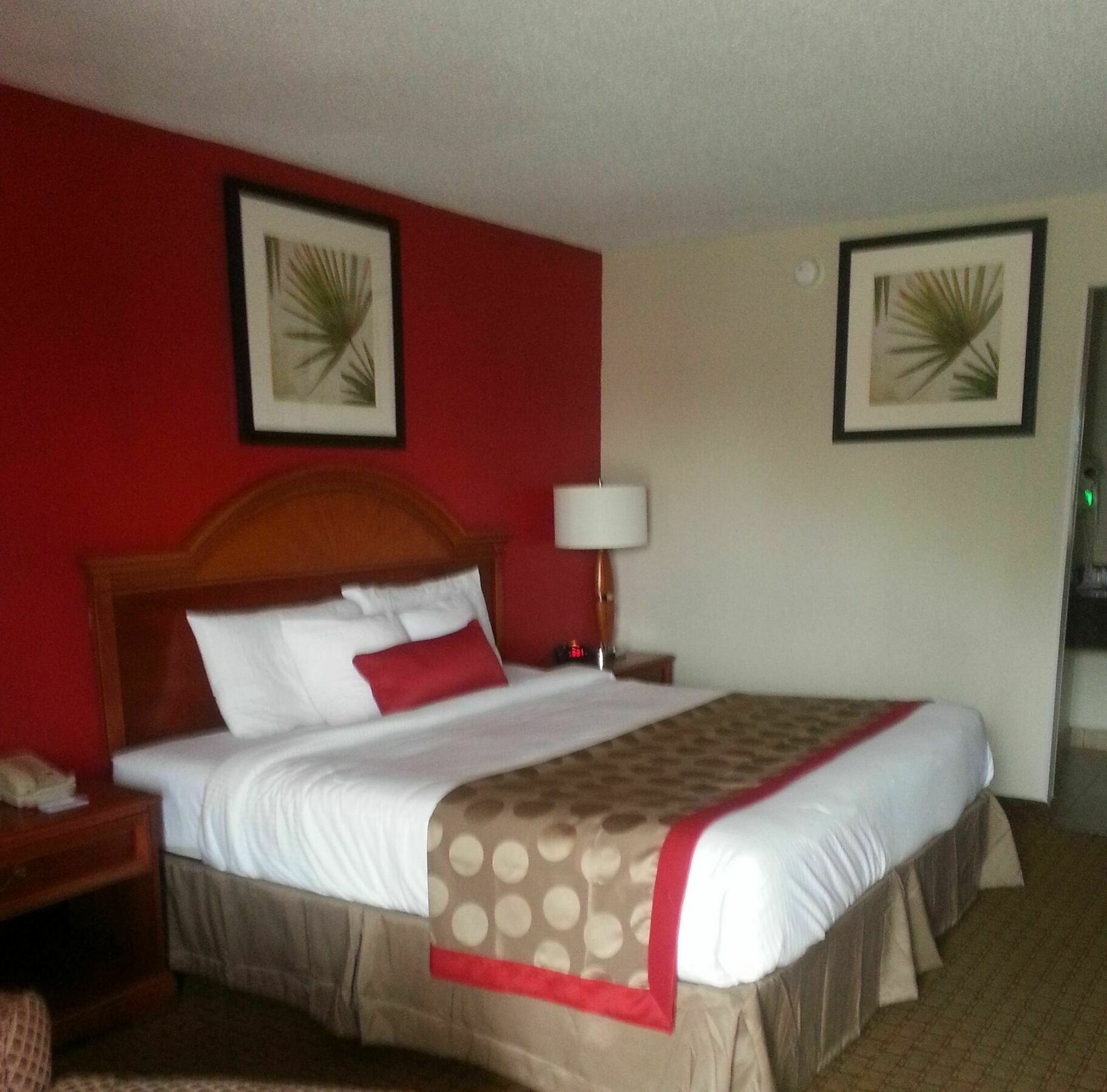 Ramada By Wyndham New Iberia